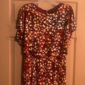Floral magenta size 10 short sleeve ruffles